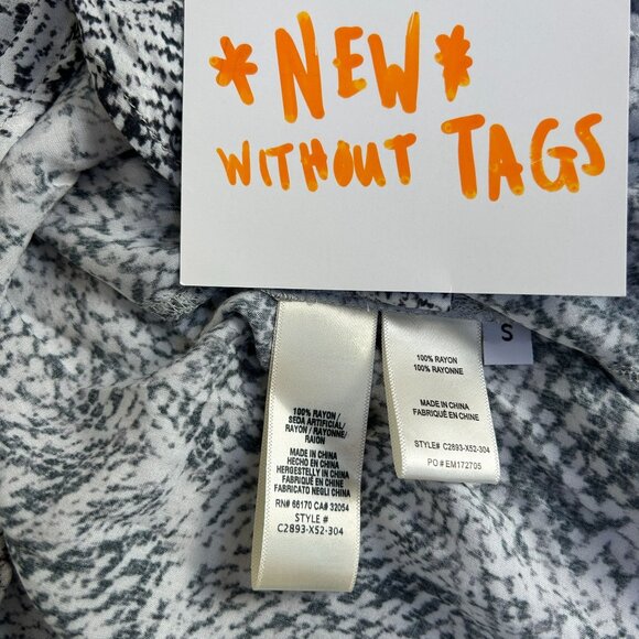 Cloth & Stone Womens Snakeskin Long Sleeve Button-Up Shirt Top Small Black NWOT - Picture 4 of 8